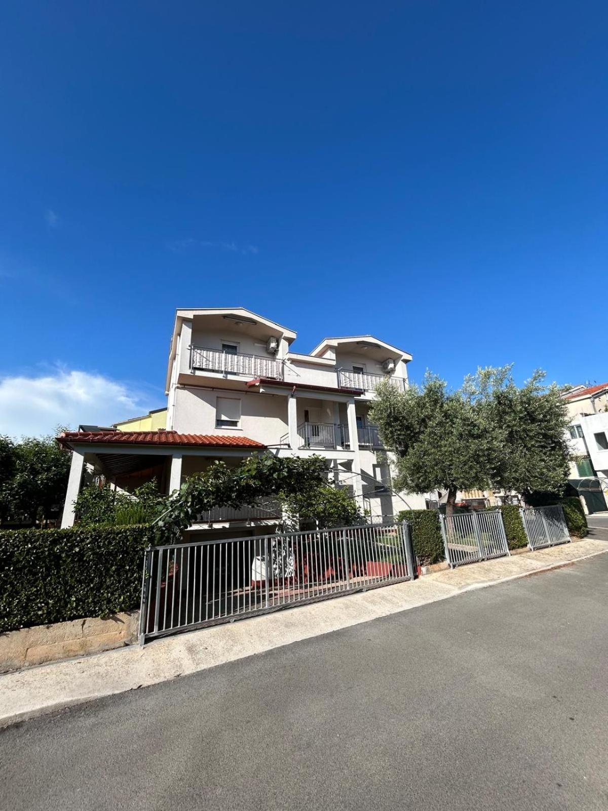 Lipa Apartman Zadar Bagian luar foto